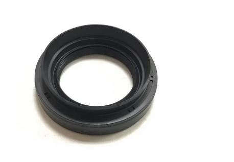 OUTPUT SHAFT OIL SEAL